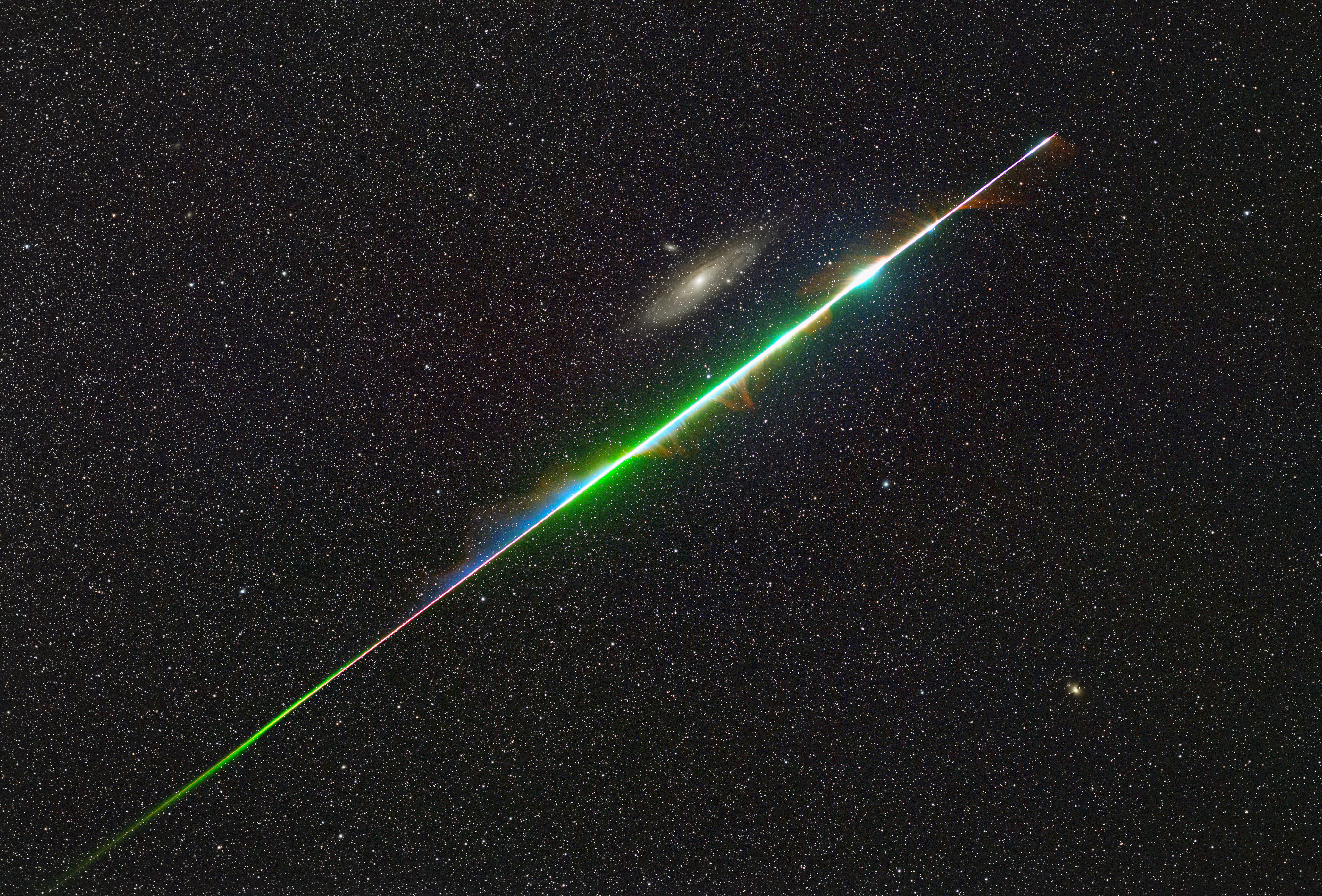 M31和火流星同框 - 英仙座流星雨观测